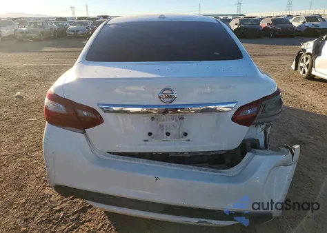 2018 Nissan Altima 2.5 из США, поврежденный, VIN 1N4AL3AP8JC157774